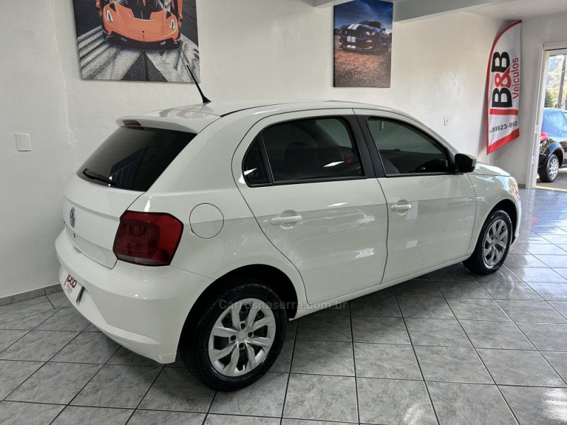 GOL 1.0 12V MPI TOTALFLEX 4P MANUAL - 2023 - NOVA PRATA