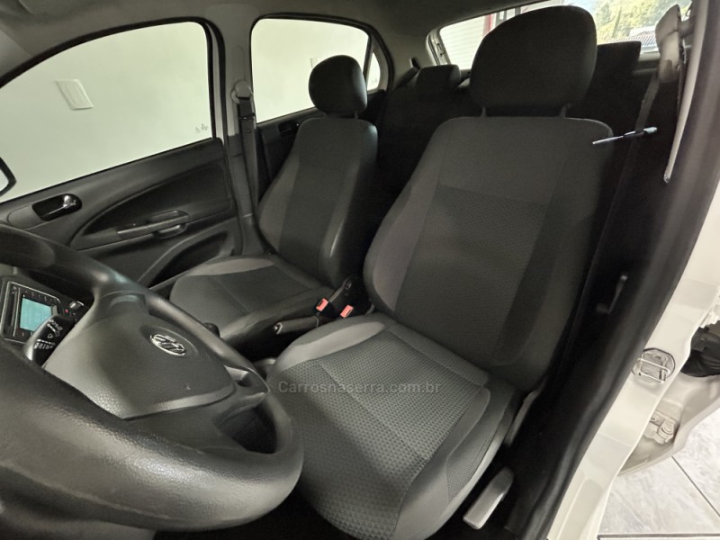 GOL 1.0 12V MPI TOTALFLEX 4P MANUAL - 2023 - NOVA PRATA
