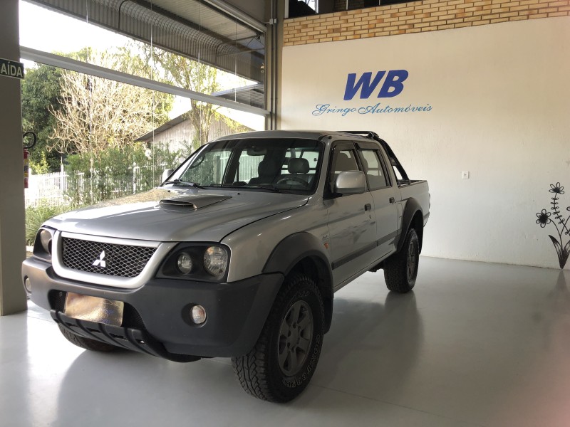 l200 outdoor 2.5 gls 4x4 cd 8v turbo intercooler diesel 4p manual 2010 vale real