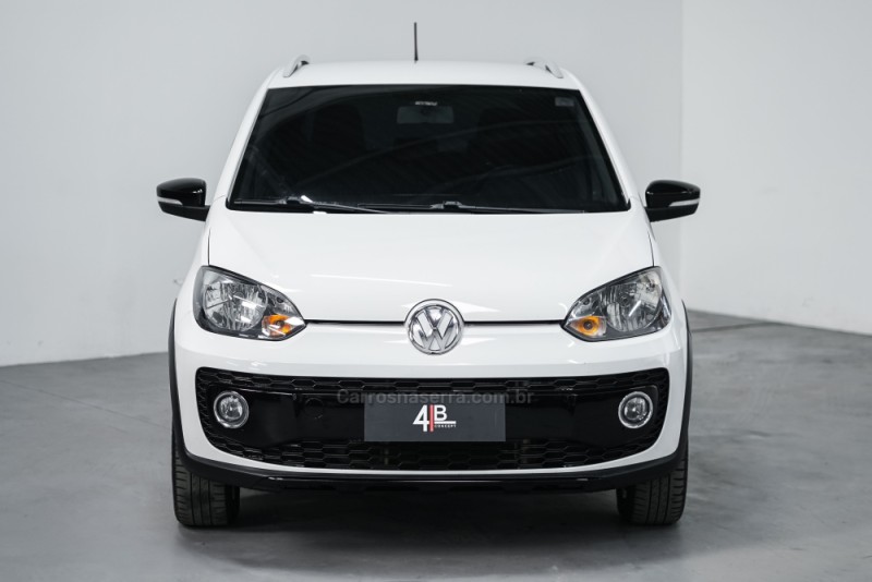 UP 1.0 TSI CROSS 12V FLEX 4P MANUAL - 2017 - PORTO ALEGRE