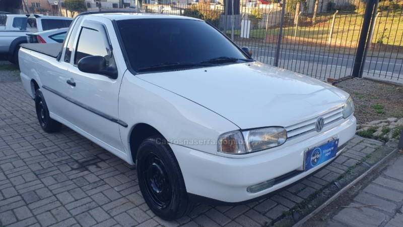 SAVEIRO 1.6 MI CL CS 8V GASOLINA 2P MANUAL G.II - 2000 - CAXIAS DO SUL
