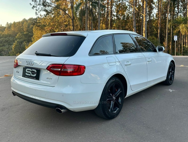 A4 2.0 TFSI AMBIENTE AVANT 180CV GASOLINA 4P MULTITRONIC - 2014 - ENCANTADO