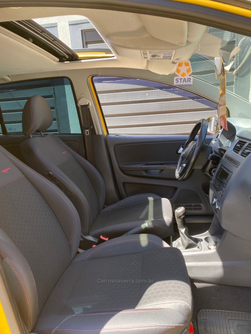 CROSSFOX 1.6 MI FLEX 8V 4P MANUAL - 2014 - CAXIAS DO SUL