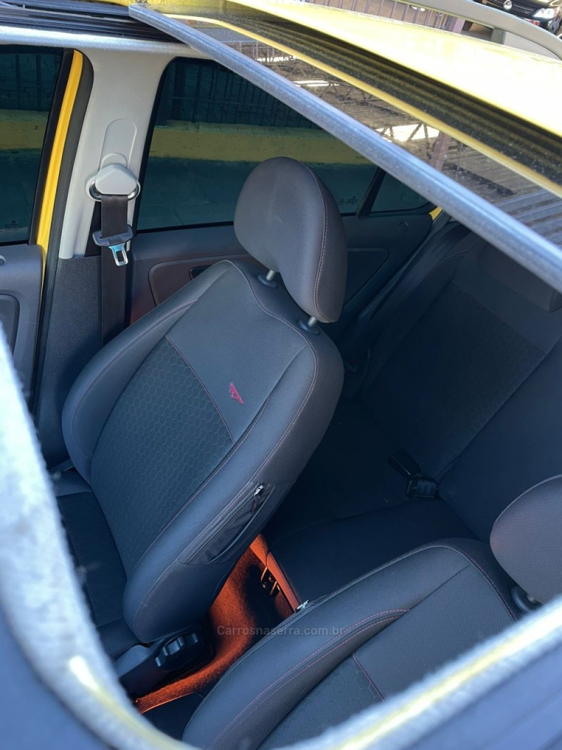 CROSSFOX 1.6 MI FLEX 8V 4P MANUAL - 2014 - CAXIAS DO SUL