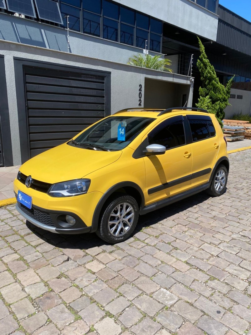 CROSSFOX 1.6 MI FLEX 8V 4P MANUAL - 2014 - CAXIAS DO SUL