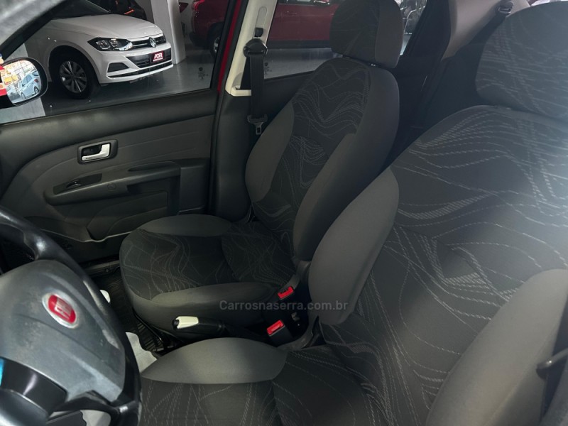 SIENA 1.0 MPI EL CELEBRATION 8V FLEX 4P MANUAL - 2013 - CAXIAS DO SUL