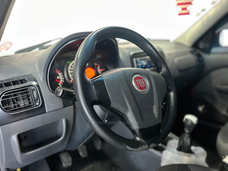 SIENA 1.0 MPI EL CELEBRATION 8V FLEX 4P MANUAL - 2013 - CAXIAS DO SUL