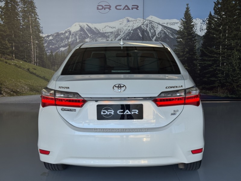 COROLLA 2.0 XEI 16V FLEX 4P AUTOMÁTICO - 2018 - GARIBALDI
