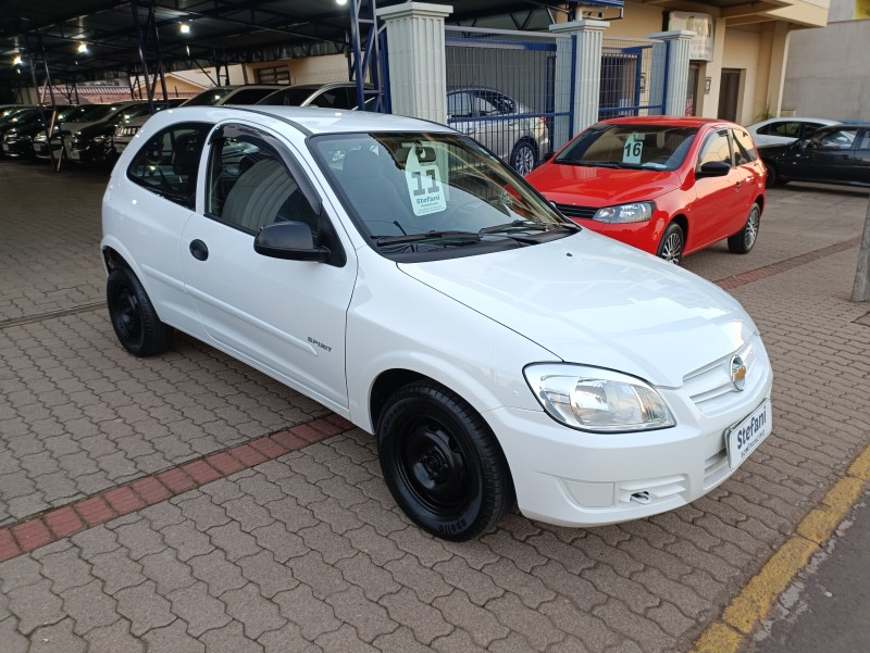 CELTA 1.0 MPFI SPIRIT 8V FLEX 2P MANUAL - 2011 - BOM PRINCíPIO