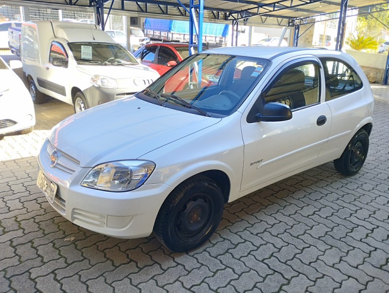CELTA 1.0 MPFI SPIRIT 8V FLEX 2P MANUAL - 2011 - BOM PRINCíPIO