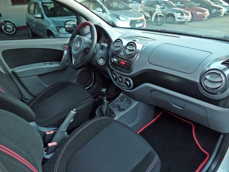 PALIO 1.6 MPI SPORTING 16V FLEX 4P MANUAL - 2015 - CAXIAS DO SUL