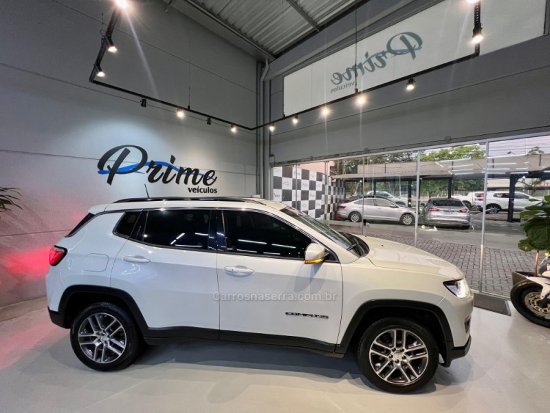 COMPASS 2.0 SPORT 4X2 16V GASOLINA 4P AUTOMÁTICO - 2019 - ESTâNCIA VELHA