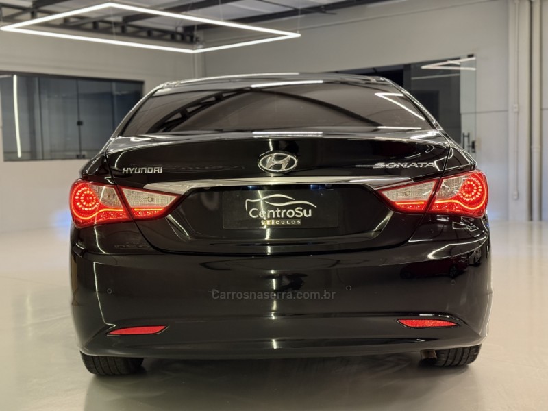 SONATA 2.4 MPFI I4 16V 182CV GASOLINA 4P AUTOMÁTICO - 2012 - CARLOS BARBOSA