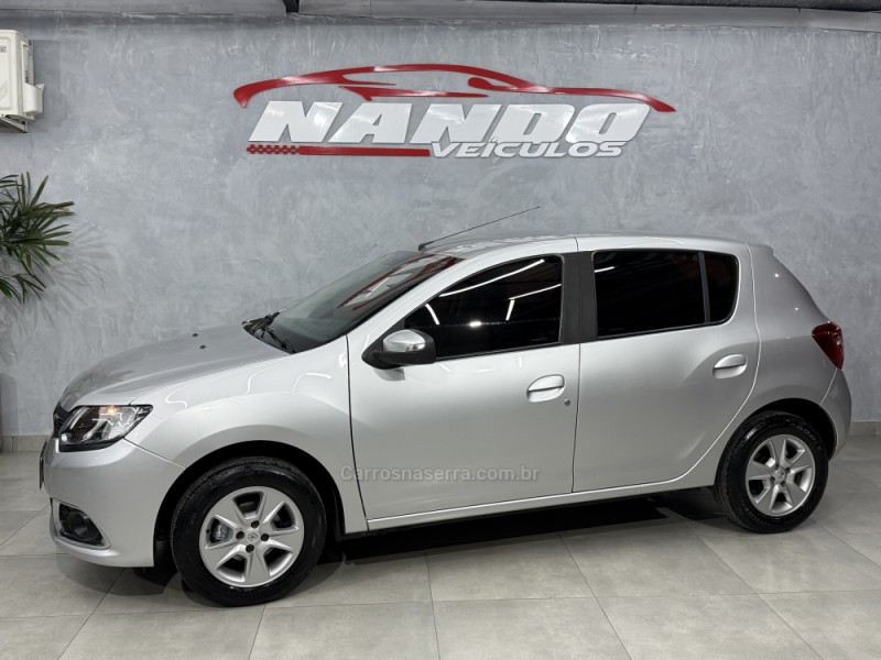 sandero 1.6 dynamique 8v flex 4p manual 2015 sapiranga