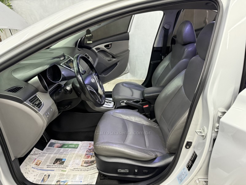 ELANTRA 1.8 GLS 16V GASOLINA 4P AUTOMÁTICO - 2012 - SAPIRANGA