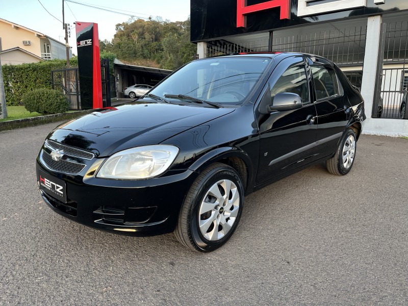 PRISMA 1.4 MPFI MAXX 8V FLEX 4P MANUAL