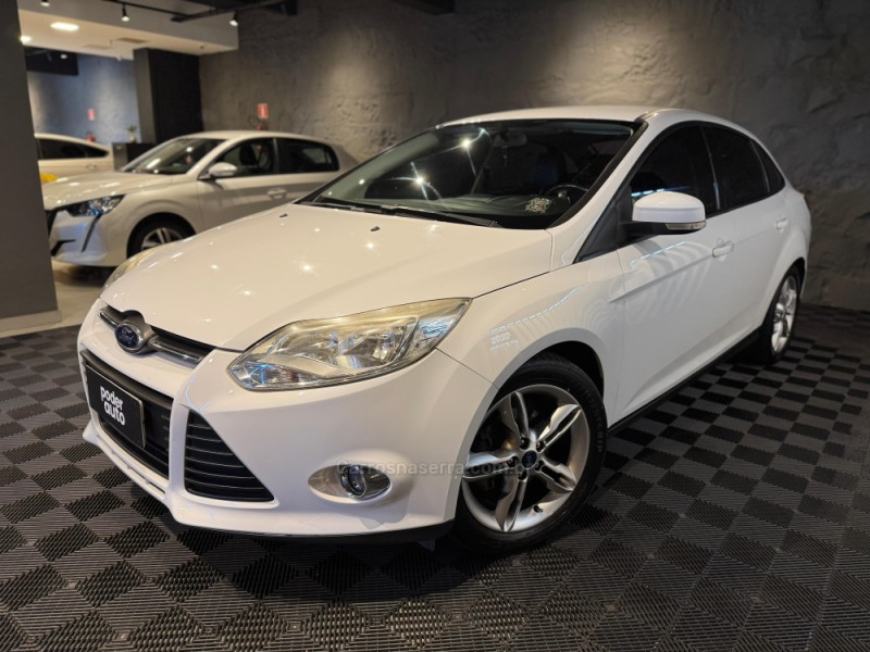 FOCUS 1.6 SE SEDAN 16V FLEX 4P AUTOMÁTICO - 2015 - FARROUPILHA