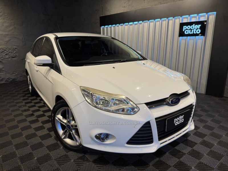 focus 1.6 se sedan 16v flex 4p automatico 2015 farroupilha