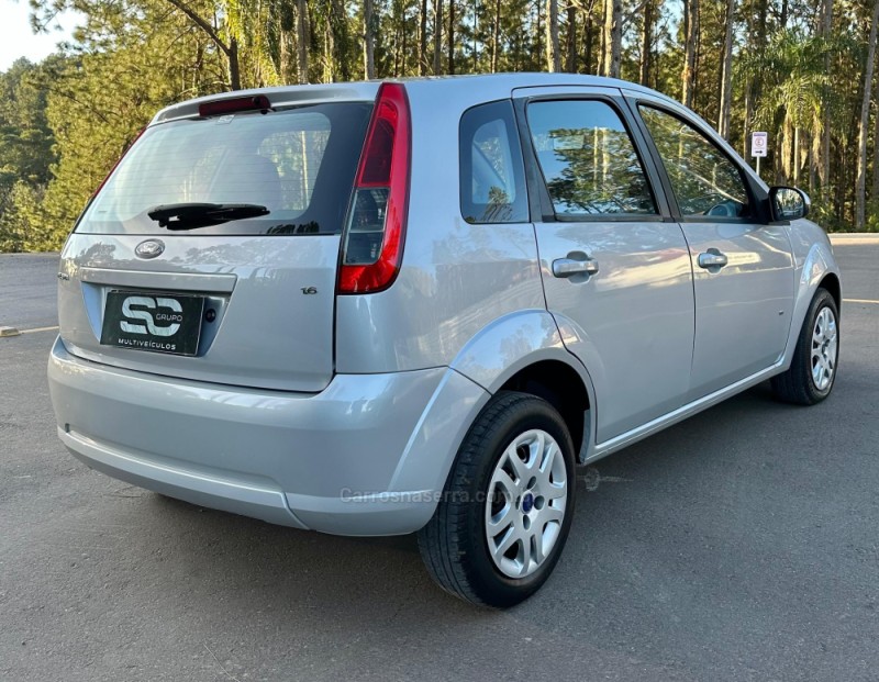 FIESTA 1.6 ROCAM HATCH 8V FLEX 4P MANUAL - 2014 - ENCANTADO