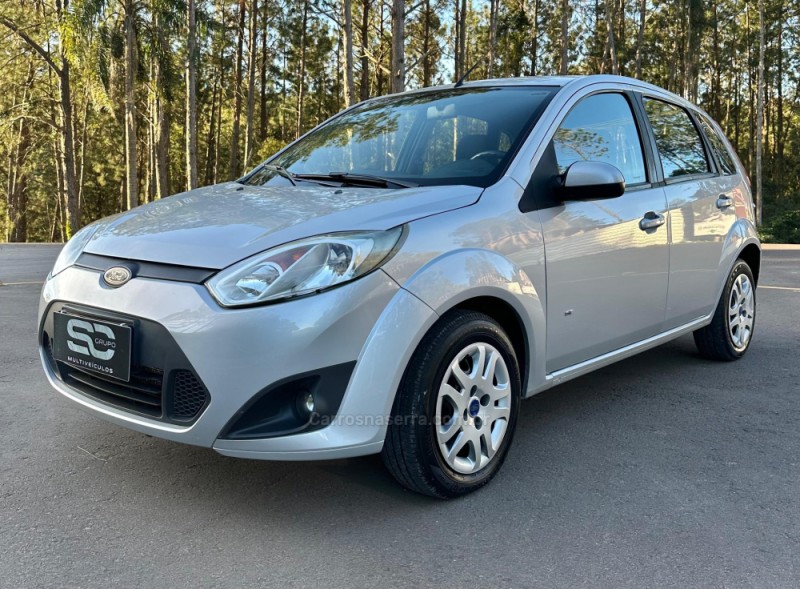 FIESTA 1.6 ROCAM HATCH 8V FLEX 4P MANUAL - 2014 - ENCANTADO