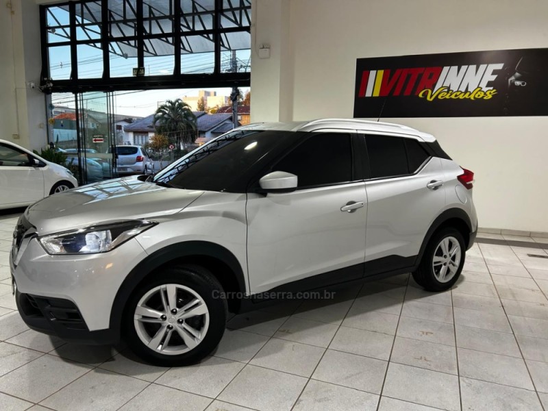 kicks 1.6 16v sense flexstart 4p manual 2020 caxias do sul