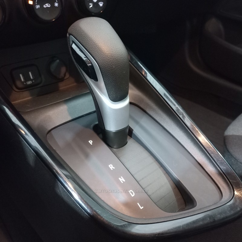 ONIX 1.0 HATCH TURBO 12V FLEX 4P AUTOMÁTICO - 2023 - SANTA CRUZ DO SUL