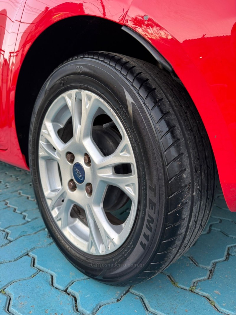 FIESTA 1.5 SE HATCH 16V FLEX 4P MANUAL - 2015 - ESTâNCIA VELHA