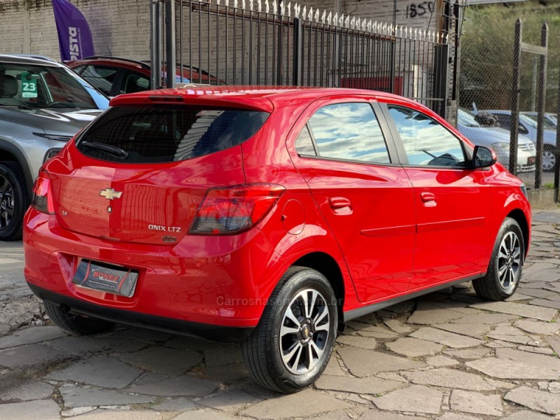 ONIX 1.4 MPFI LTZ 8V FLEX 4P MANUAL - 2015 - CAXIAS DO SUL