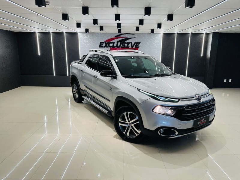TORO 2.0 16V TURBO DIESEL VOLCANO 4WD AUTOMÁTICO - 2018 - CAXIAS DO SUL