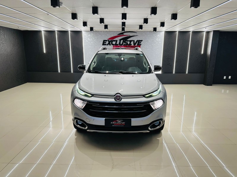 TORO 2.0 16V TURBO DIESEL VOLCANO 4WD AUTOMÁTICO - 2018 - CAXIAS DO SUL