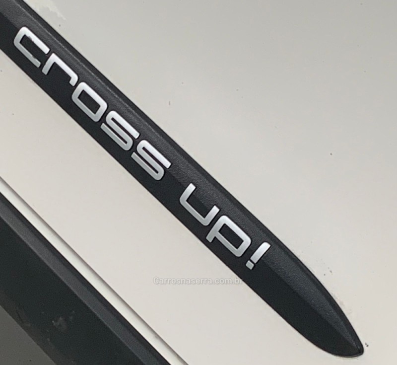 UP 1.0 CROSS T.FLEX 12V 4P MANUAL - 2016 - CAXIAS DO SUL