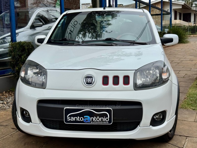 UNO 1.4 EVO SPORTING 8V FLEX 4P MANUAL - 2013 - LAGOA VERMELHA