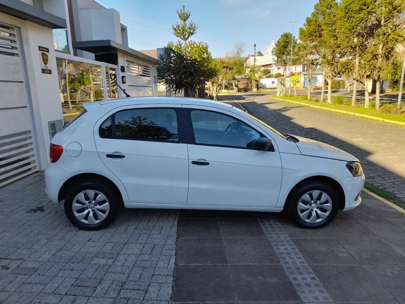 GOL 1.0 8V I-TRED FLEX 4P MANUAL - 2015 - FARROUPILHA