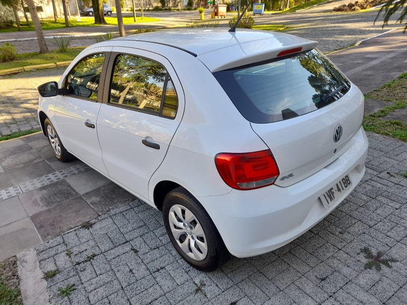 GOL 1.0 8V I-TRED FLEX 4P MANUAL - 2015 - FARROUPILHA