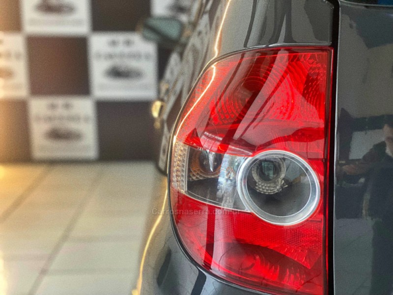 FOX 1.0 MI 8V FLEX 4P MANUAL - 2010 - NOVO HAMBURGO