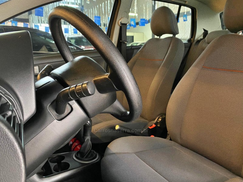 FOX 1.0 MI 8V FLEX 4P MANUAL - 2010 - NOVO HAMBURGO