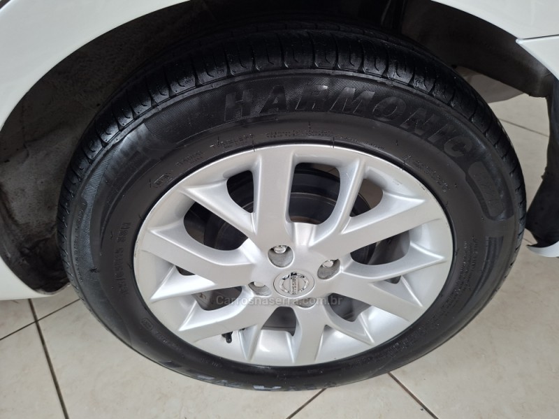VERSA 1.6 16V FLEX SV 4P XTRONIC - 2018 - FARROUPILHA