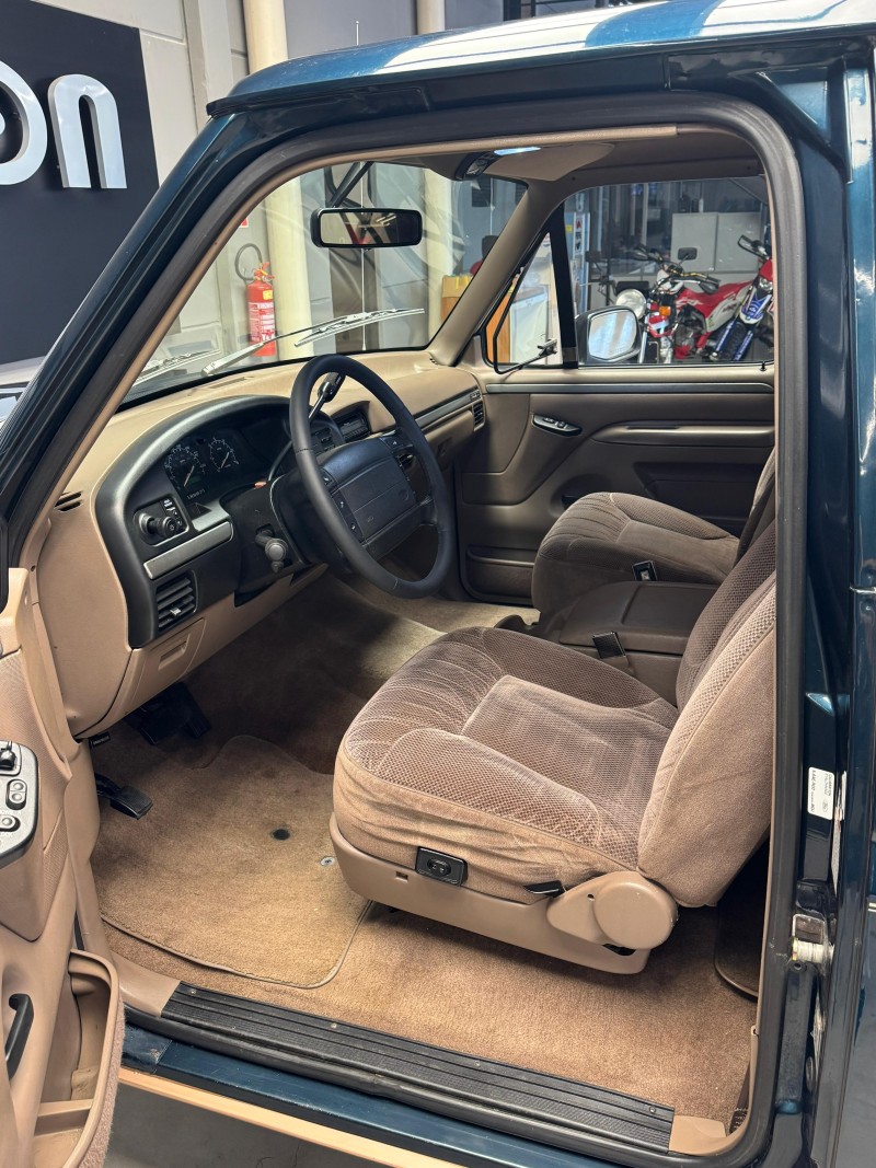BRONCO 5.8 XLT V8 GASOLINA 2P AUTOMÁTICO - 1995 - CAXIAS DO SUL