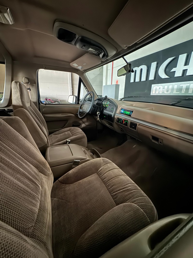 BRONCO 5.8 XLT V8 GASOLINA 2P AUTOMÁTICO - 1995 - CAXIAS DO SUL