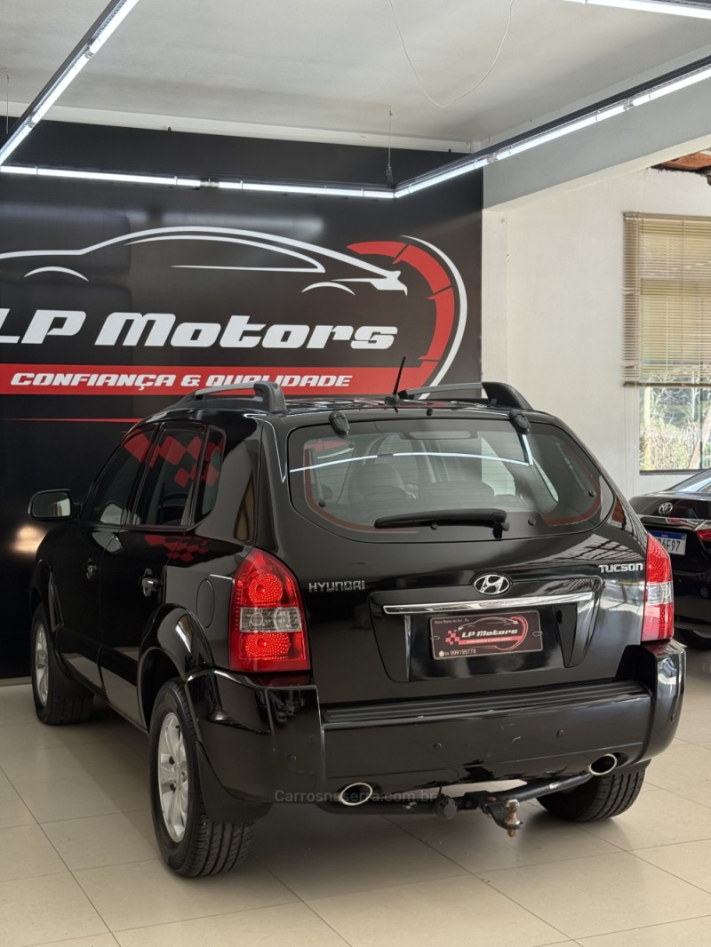 TUCSON 2.7 MPFI GLS 24V 180CV 4WD GASOLINA 4P AUTOMÁTICO - 2009 - FARROUPILHA