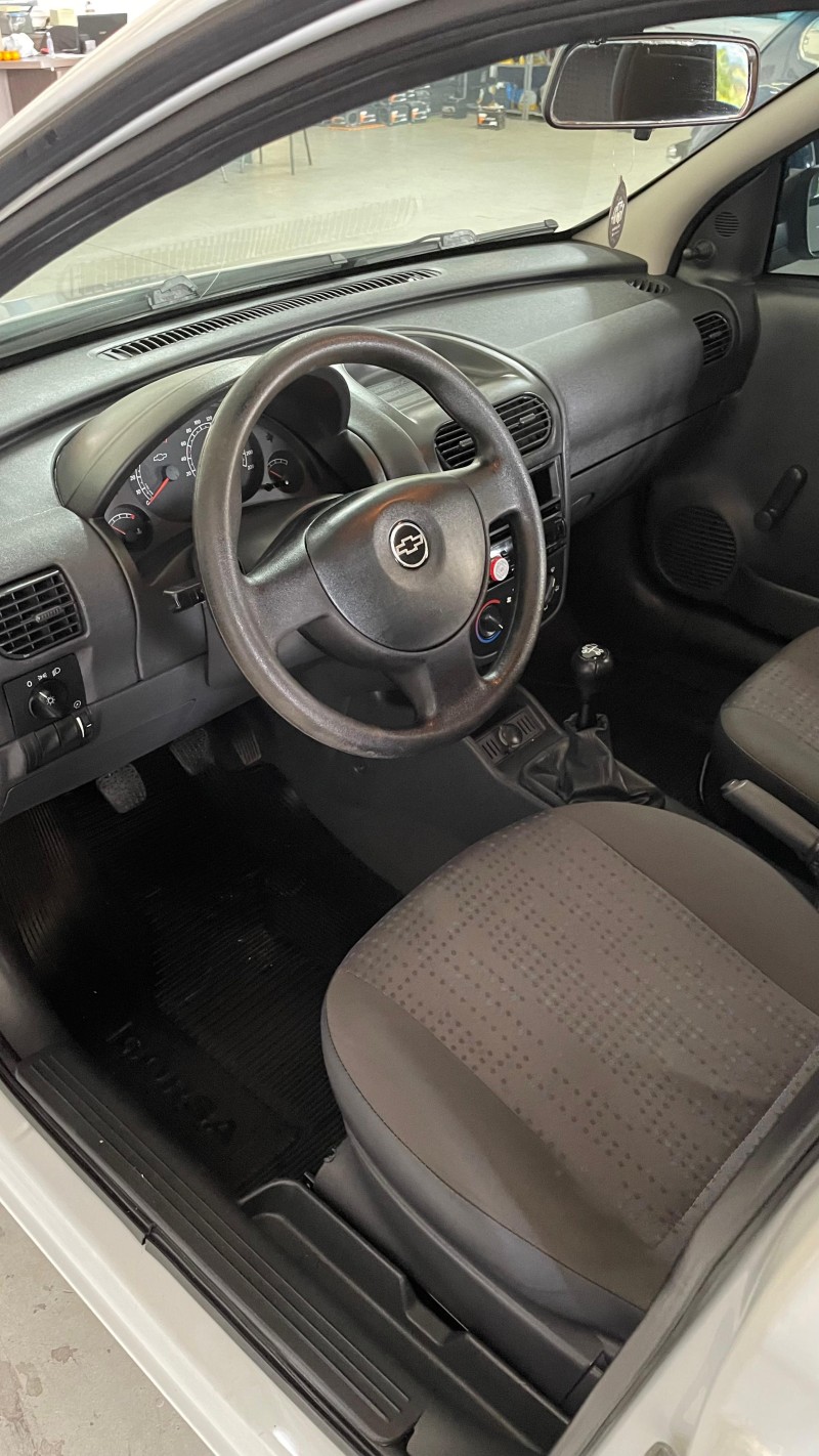 CORSA 1.4 MPFI MAXX 8V FLEX 4P MANUAL - 2011 - BOM PRINCíPIO