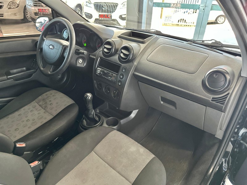 FIESTA 1.0 MPI CLASS HATCH 8V FLEX 4P MANUAL - 2011 - CAXIAS DO SUL