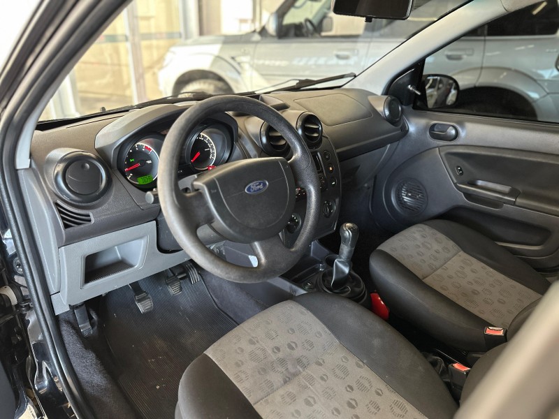 FIESTA 1.0 MPI CLASS HATCH 8V FLEX 4P MANUAL - 2011 - CAXIAS DO SUL