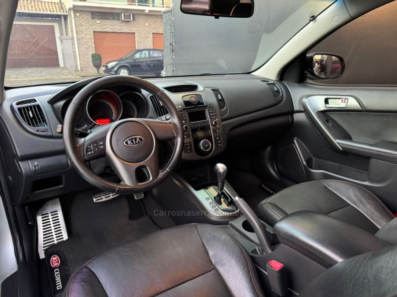 CERATO 1.6 SX3 16V FLEX 4P AUTOMÁTICO - 2011 - ESTâNCIA VELHA