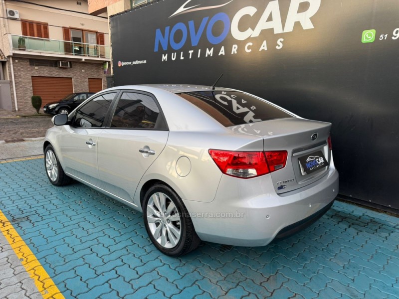 CERATO 1.6 SX3 16V FLEX 4P AUTOMÁTICO - 2011 - ESTâNCIA VELHA