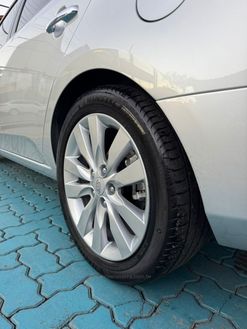 CERATO 1.6 SX3 16V FLEX 4P AUTOMÁTICO - 2011 - ESTâNCIA VELHA