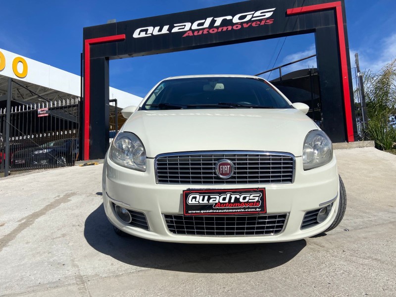LINEA 1.8 ESSENCE 16V FLEX 4P MANUAL - 2013 - CAXIAS DO SUL