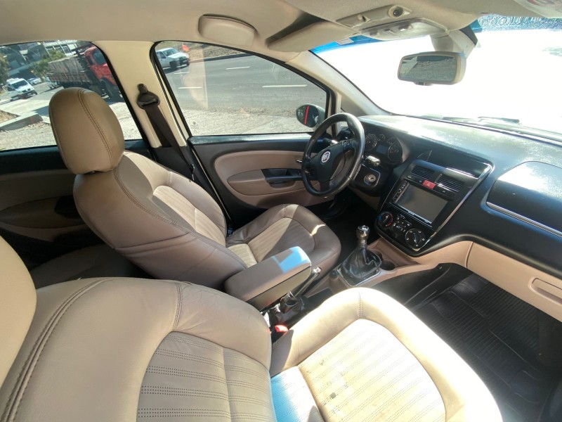 LINEA 1.8 ESSENCE 16V FLEX 4P MANUAL - 2013 - CAXIAS DO SUL