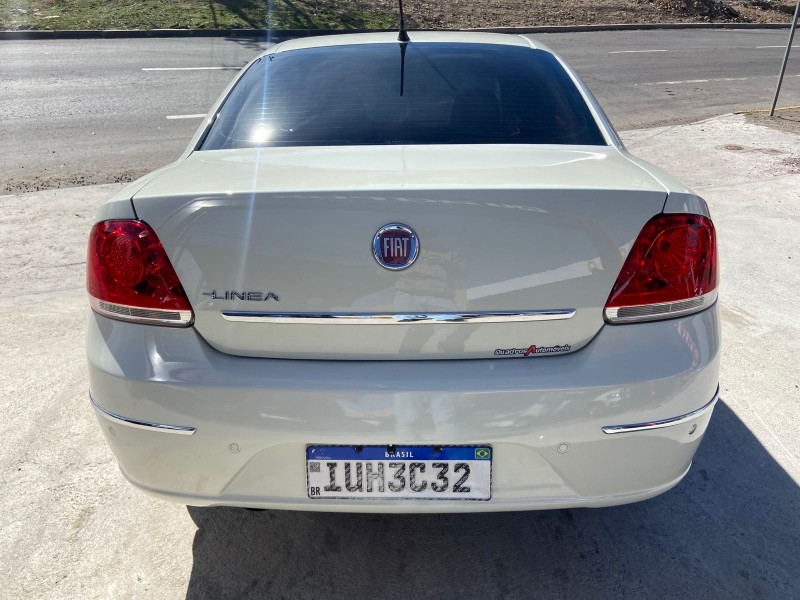 LINEA 1.8 ESSENCE 16V FLEX 4P MANUAL - 2013 - CAXIAS DO SUL