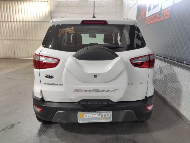 ECOSPORT 1.5 TIVCT FLEX FREESTYLE MANUAL  - 2018 - VENâNCIO AIRES